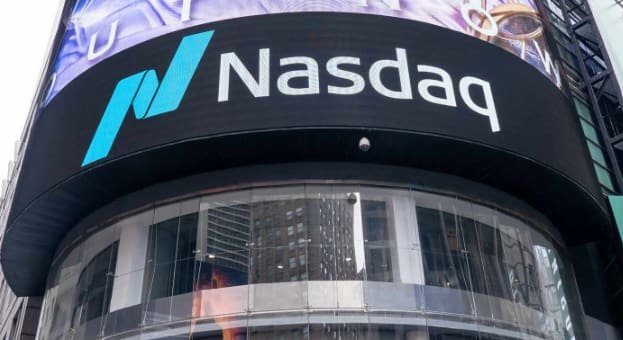 nasdaq 100 technology growth stocks
