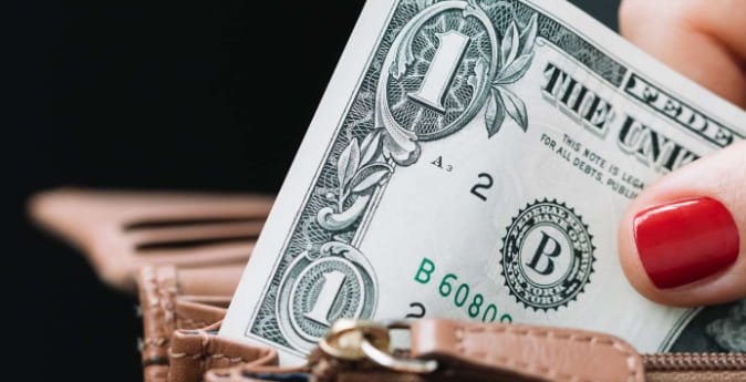 Weak dollar investment strategy